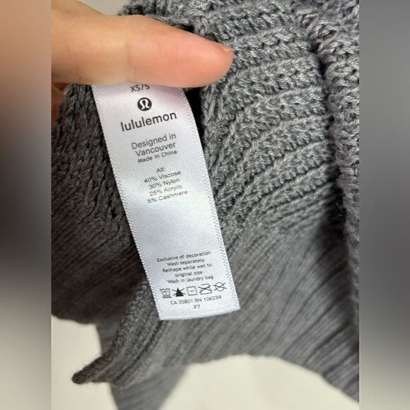 Lululemon Softer Still Wrap in Heathered in Asphalt Grey - Picture 12 of 12